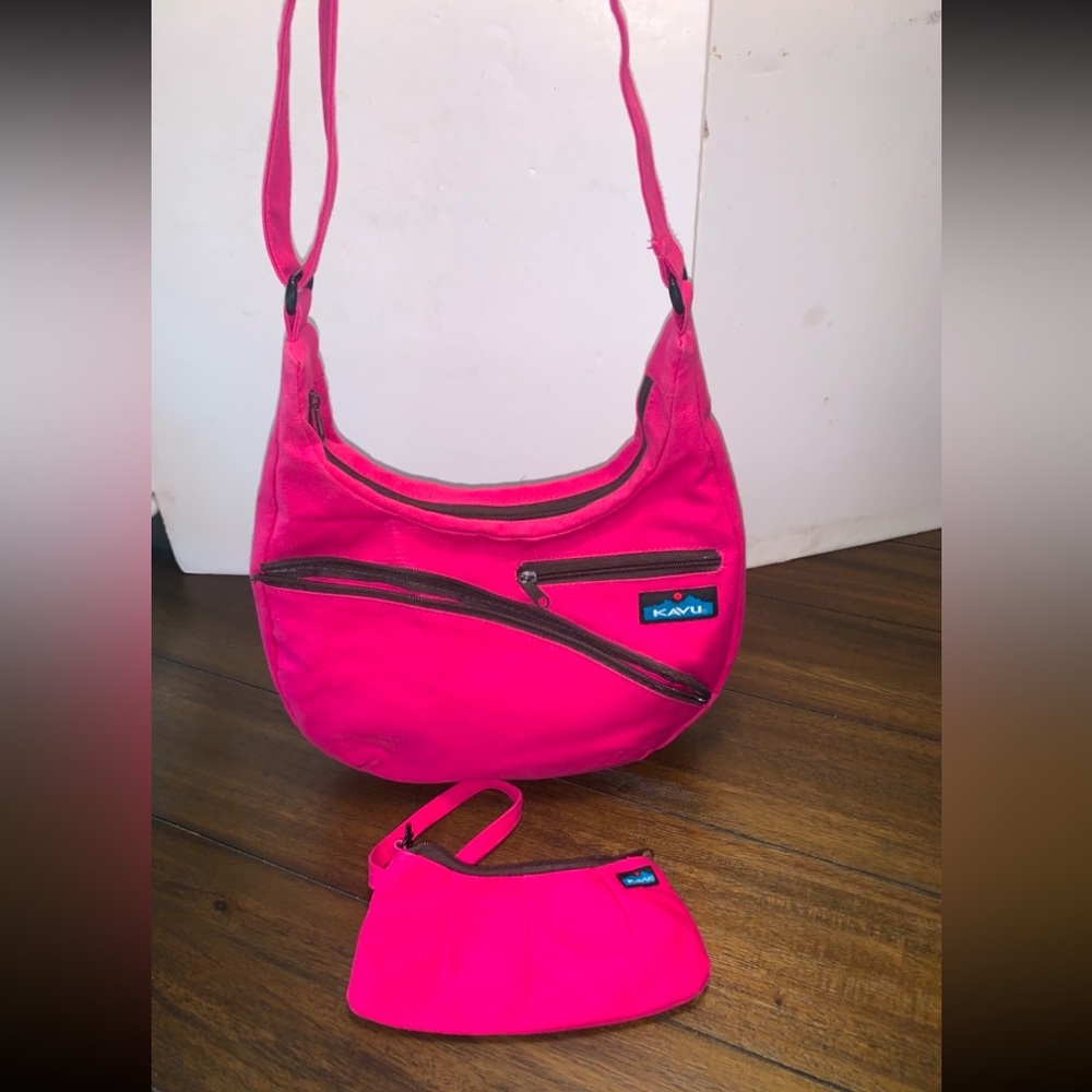 Kavu Shoulder Bag & Matching Kavu Wristlet Purse: Side Zipper on Bag Not Working